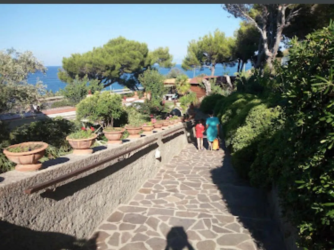 voglia di vacanze Villa Gioiosa Marea Italia